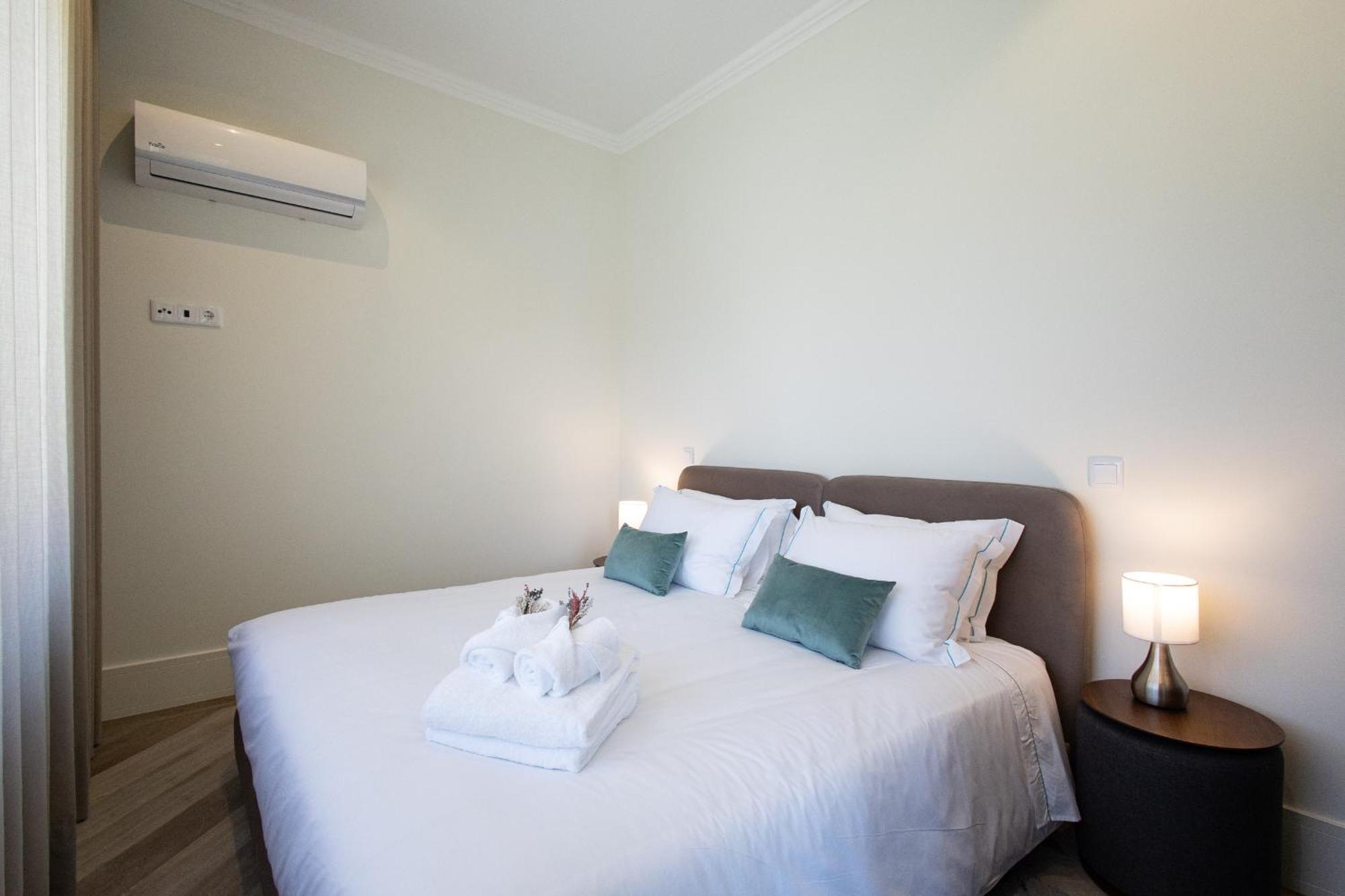 19 Nineteen Suites - Espinho Espinho  Chambre photo